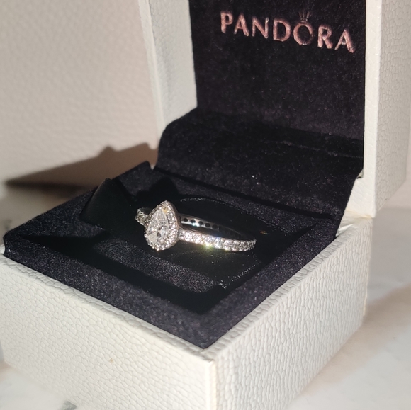 Pandora Radiant Teardrop Halo Ring, Cubic Zirconia - Picture 7 of 8
